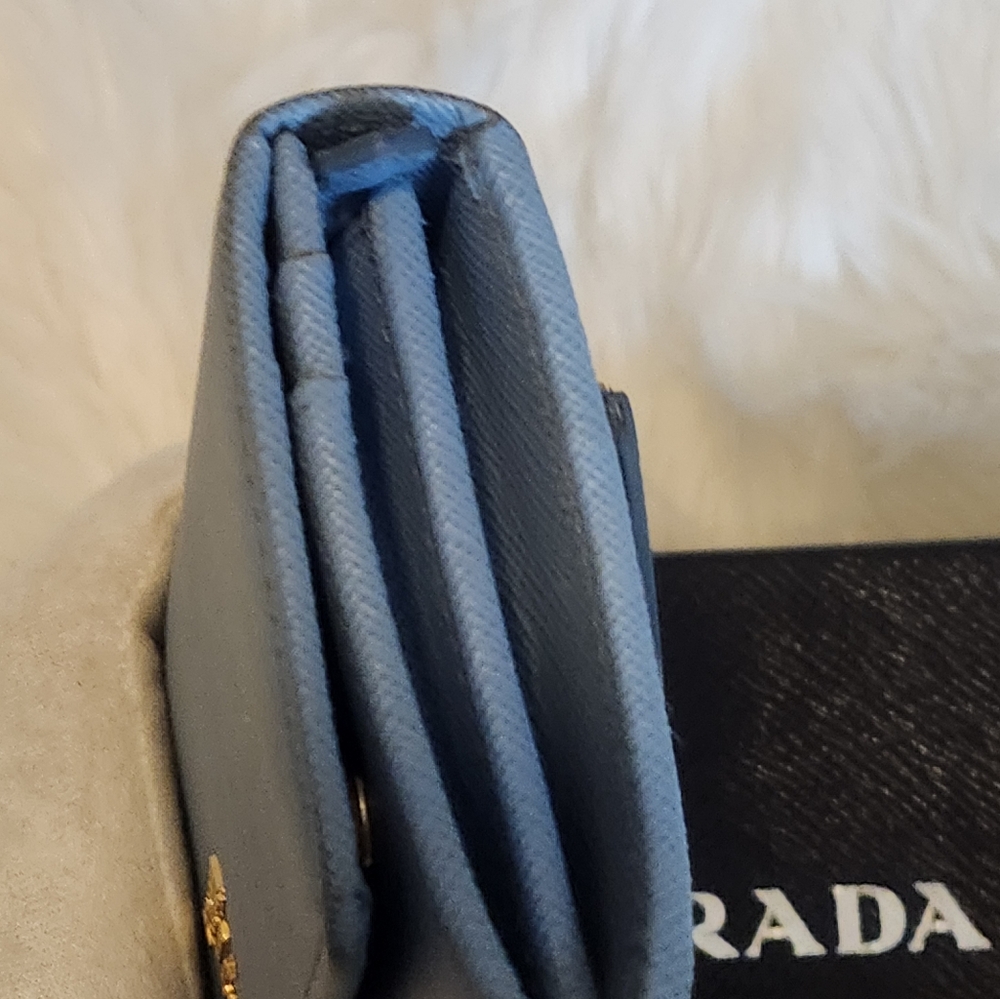 Prada Wallet - Picture 2 of 11